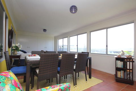 BEACHVIEW - 14 Second Ave , Bonny Hills - Accommodation Port Macquarie 3
