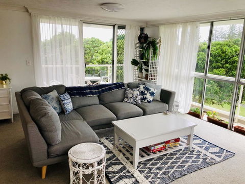 Beachy, Bright, And The Best Location On The GC! - Accommodation Port Macquarie 2