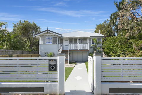 Beautiful Queenslander - Accommodation Port Macquarie 1