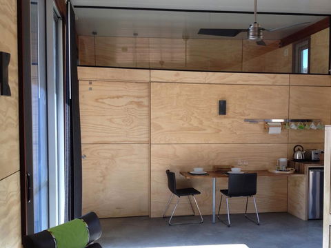 Bed + Bauhaus - Accommodation Port Macquarie 0