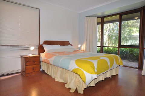BEECHWOOD - SURF SIDE - Accommodation Port Macquarie 1