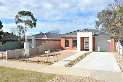 Beischer Apt A - Accommodation Port Macquarie 1