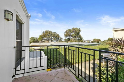 Bell Street Mansion 2-14 - Accommodation Port Macquarie 0