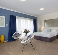 Bella Vista Townhouse with Views - Accommodation Port Macquarie