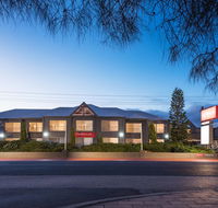 Bellevue On The Lakes - Accommodation Port Macquarie