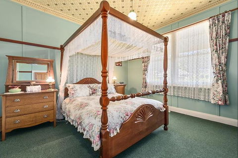 Benvenuti, To Comstock Cottage - Accommodation Port Macquarie 3