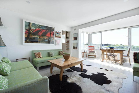 Best Beachside Location In Clovelly With Parking! - Accommodation Port Macquarie 2