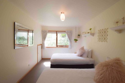 Best Location In Hobart! Luxury 4 Bedroom With Stunning Views - Accommodation Port Macquarie 3