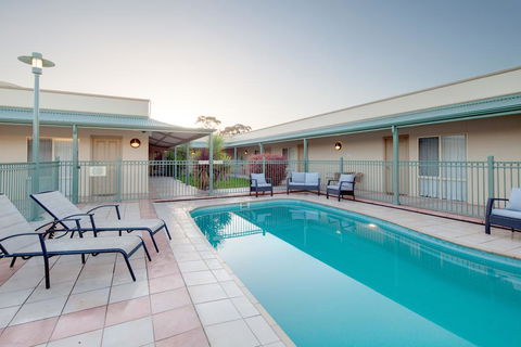 Best Western Crystal Inn - Accommodation Port Macquarie 1