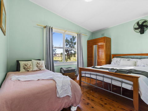 Between 2 Beaches - Comfortable Private Sanctuary - Accommodation Port Macquarie 1