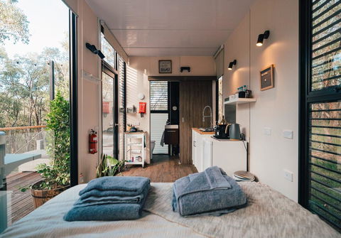 Big Tiny Paz Seven Hills Tiny House, Tallarook - Accommodation Port Macquarie 1