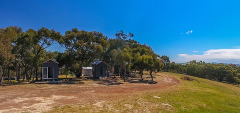 Big Tiny Seven Hills Tiny House, Tallarook - Accommodation Port Macquarie 0