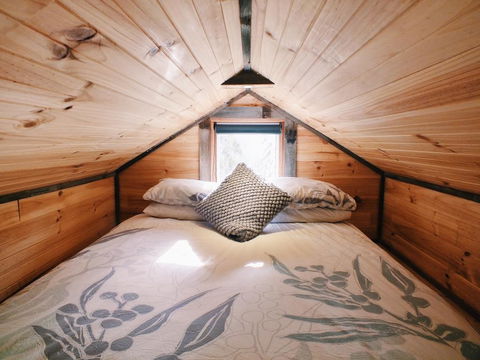 Big Tiny Seven Hills Tiny House, Tallarook - Accommodation Port Macquarie 3