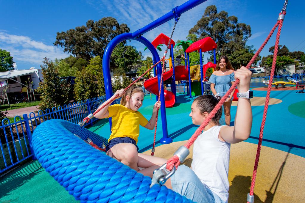 Merlynston VIC Accommodation Port Macquarie