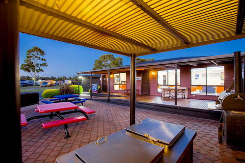 BIG4 Traralgon Park Lane Holiday Park - Accommodation Port Macquarie 3
