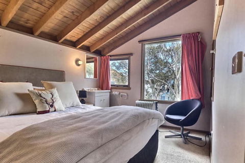 Bindi - Alpine Getaways's Chalet At Tower Rd - Accommodation Port Macquarie 0