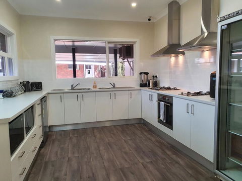 Black Sheep Motel Goulburn - Accommodation Port Macquarie 2