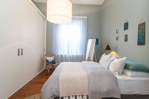 Blackbird At Arlo's - The Heart Of Glenelg - Wifi - Accommodation Port Macquarie 3