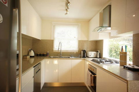 Blackheath Nook - Accommodation Port Macquarie 2