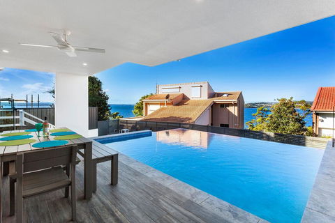 Blue Water Splendour - Infinity Pool And Amazing Views!! - Accommodation Port Macquarie 0