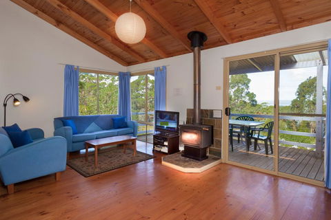 Bombina Cottages - Accommodation Port Macquarie 0