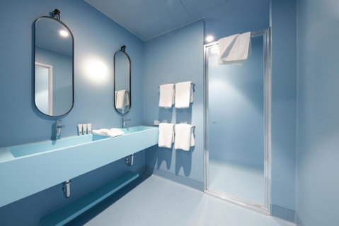 The Lodge, Blacktown - Sydney - Accommodation Port Macquarie 1