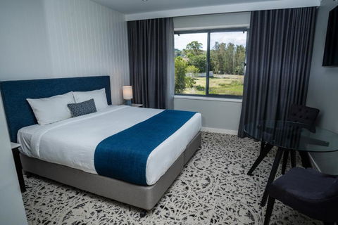 Warners At The Bay - Accommodation Port Macquarie 2