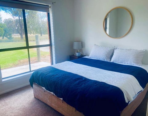 Wings Field - Relaxing Family Farm Stay - Accommodation Port Macquarie 3