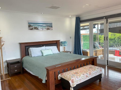Zen Escape Guest House- Romantic Escape, Cozy Delight, Oasis Suite - Accommodation Port Macquarie 0