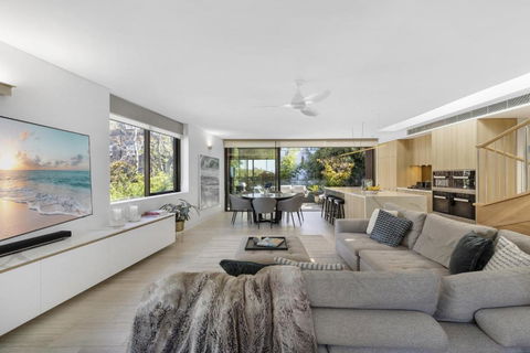 YAWA1B - Bellevue Hill Penthouse - Accommodation Port Macquarie 1