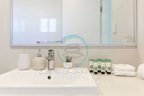 ZEN At ARRAY: 2BR Retreat In CBD - Accommodation Port Macquarie 3