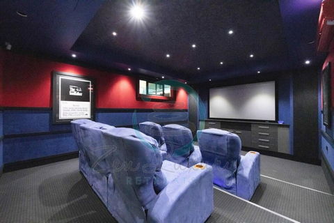 ZenLux: 4BR Bayview Mansion Infinity Pool + Cinema - Accommodation Port Macquarie 0