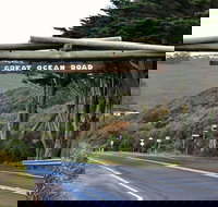 Small-Group Great Ocean Road and Twelve Apostles Full-Day Tour - Accommodation Port Macquarie