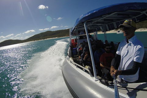 Whitehaven Beach Day Tour With Snorkel In Whitsundays Island - Accommodation Port Macquarie 2
