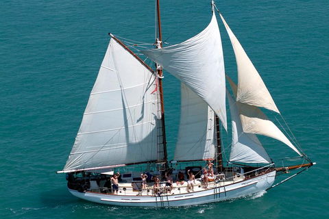 Whitehaven Beach Sailing And Snorkeling Cruise - Accommodation Port Macquarie 5