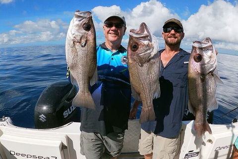 Full Day 9.5 Hour Offshore Fishing Charter - Accommodation Port Macquarie 1