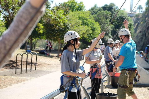 Rock Climbing At The Kangaroo Point Cliffs In Brisbane - Accommodation Port Macquarie 3
