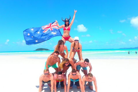 Sail, Snorkel, SUP & Kayak Charter Whitsundays - Accommodation Port Macquarie 3