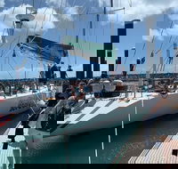 2-Night Whitsundays Sailing Cruise incl. Whitehaven Beach  Great Barrier Reef - Accommodation Port Macquarie