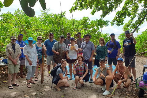Daintree Dreaming Traditional Aboriginal Fishing From Cairns Or Port Douglas - Accommodation Port Macquarie 2