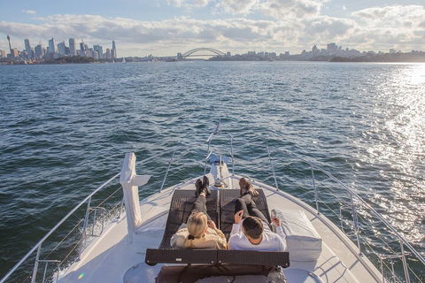 Private Sydney Harbour Lunch Cruise Including Unlimited Drinks - Accommodation Port Macquarie 2