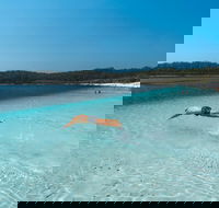 Lake McKenzie Full-Day Tour with Lunch from Hervey Bay - Accommodation Port Macquarie