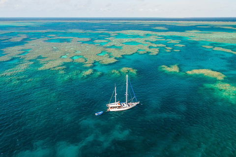 3 Day Whitsundays Sailing And Diving Adventure: Kiana - Accommodation Port Macquarie 1