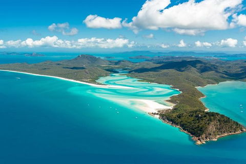 Whitsunday Bullet Day Trip - Whitehaven Beach And Snorkelling - Accommodation Port Macquarie 1