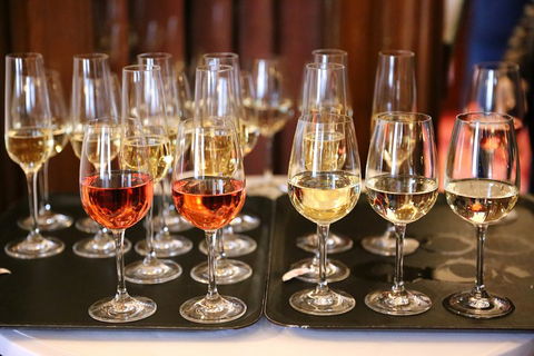 Yarra Valley Private Car Winery Tour And Chocolate.1-7 Passengers One Car Price - Accommodation Port Macquarie 3