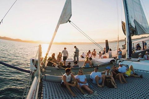 Sunset Sail In The Whitsundays - Accommodation Port Macquarie 3