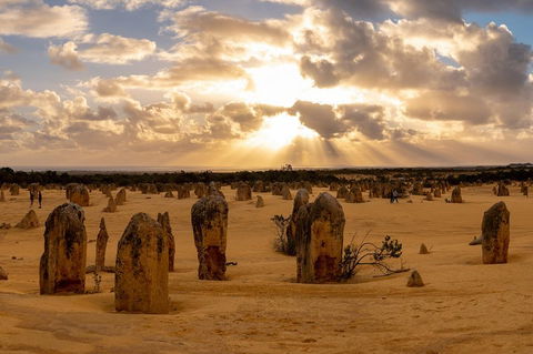 Pinnacle Desert Sunset And Night-time Stargazing Tour From Perth - Accommodation Port Macquarie 0