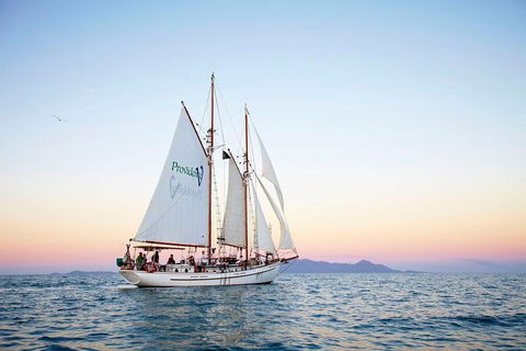 Fly & Sail Package (With Providence) - Accommodation Port Macquarie 1