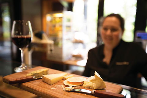 Small Group 6 Guests: Ultimate Yarra Valley Food And Wine - Mercedes Van - Accommodation Port Macquarie 3