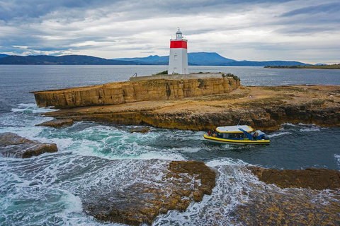 Hobart Sightseeing Cruise Including Iron Pot Lighthouse - Accommodation Port Macquarie 5
